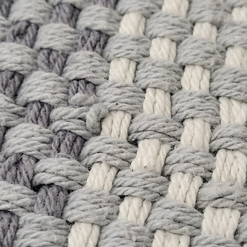 MUUTO‎ Loom Throw Modern Checkered Throw Blanket Gray White Scandinavian Design